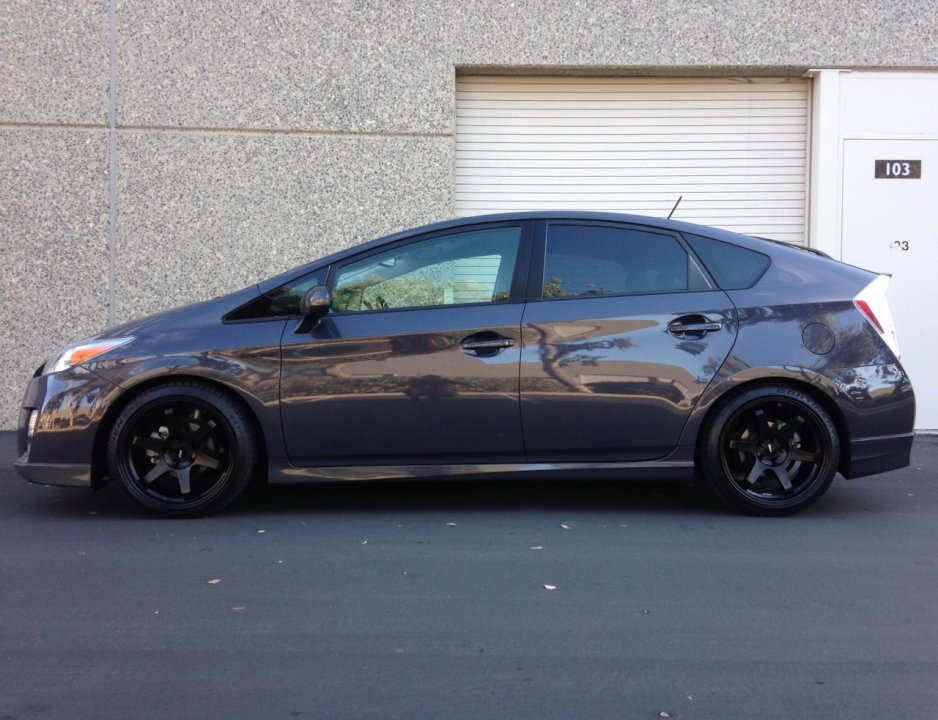 2011 Toyota Prius photo