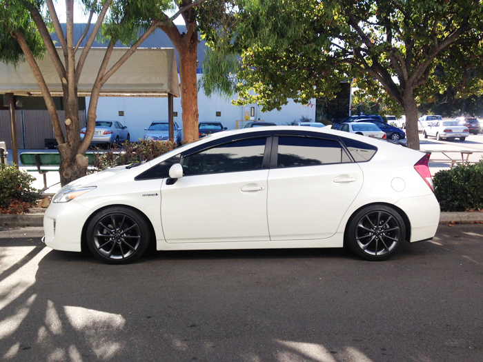 2012 Toyota Prius photo