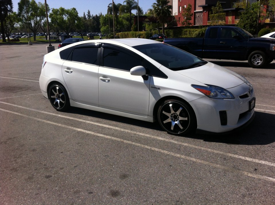 2010 Toyota Prius photo