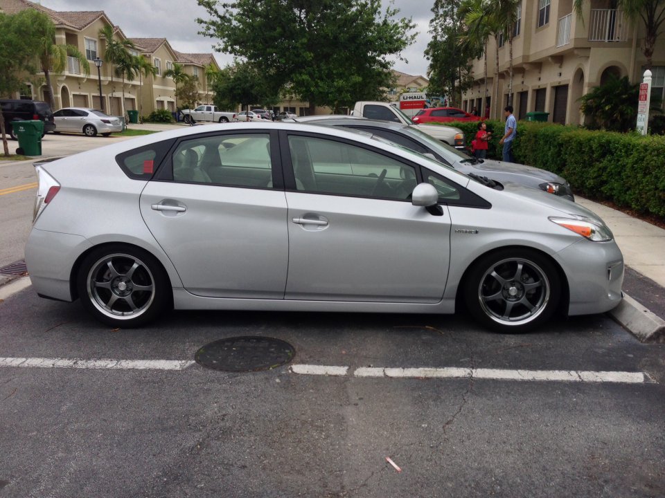 2012 Toyota Prius photo