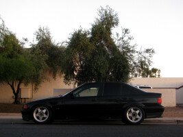 1994 BMW  323