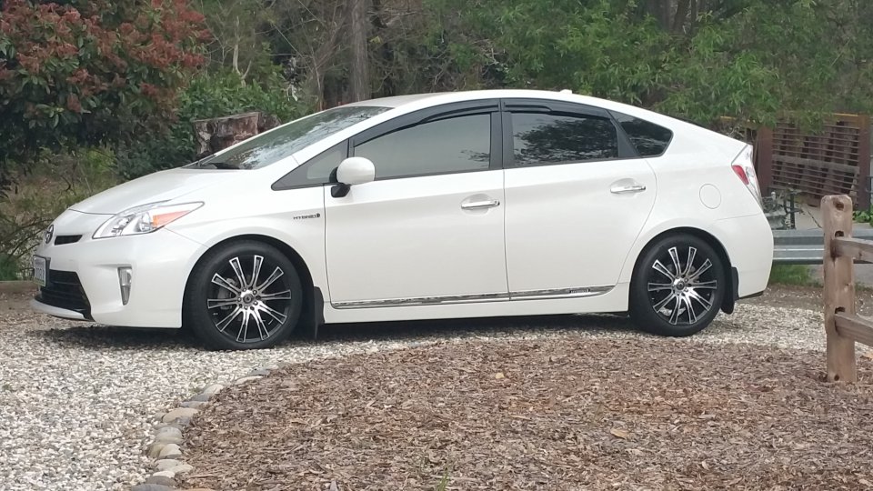 2013 Toyota Prius photo