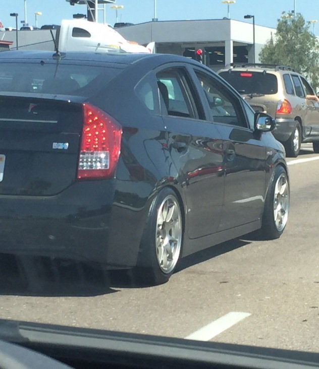 2010 Toyota Prius photo