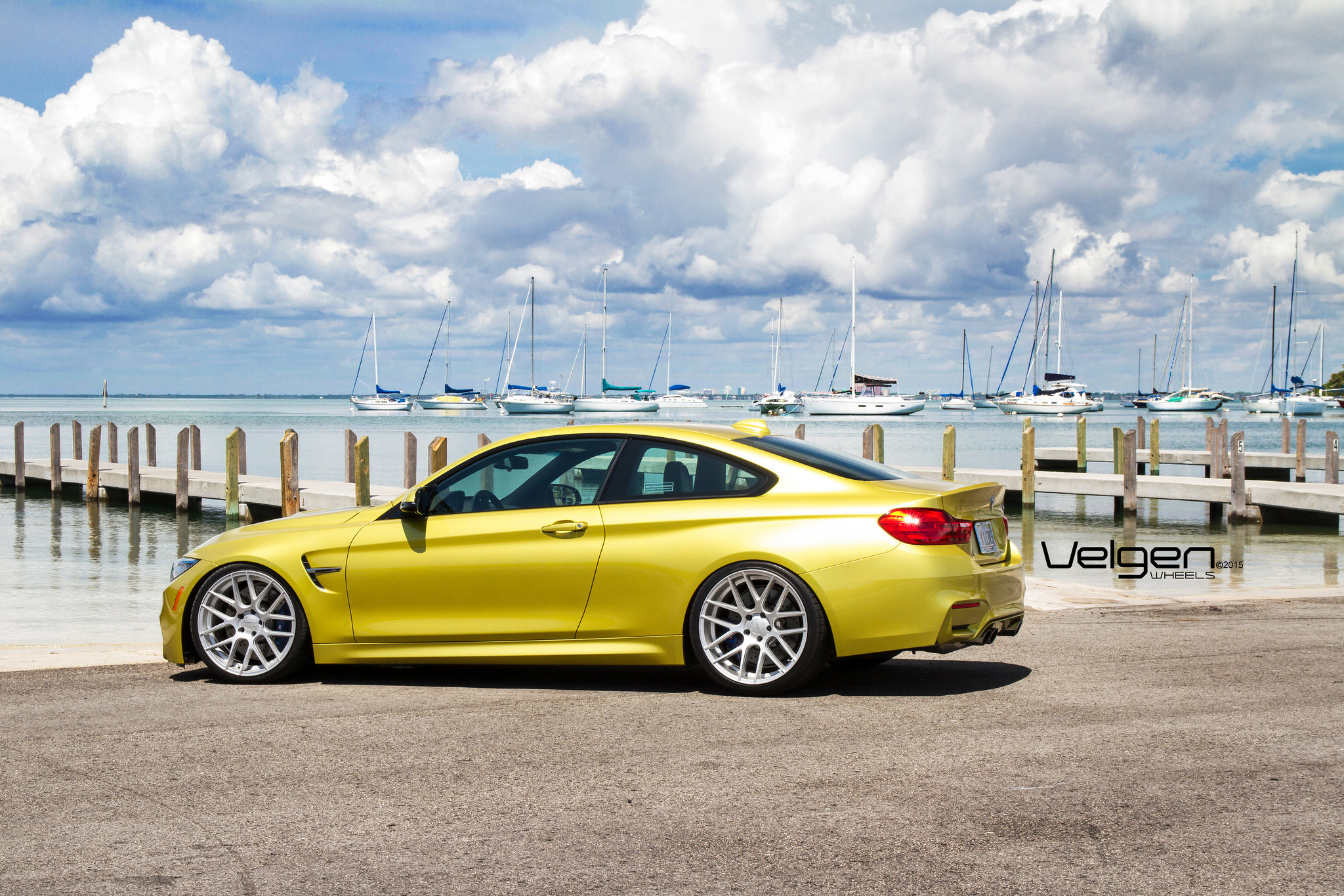 2015 BMW M4 photo