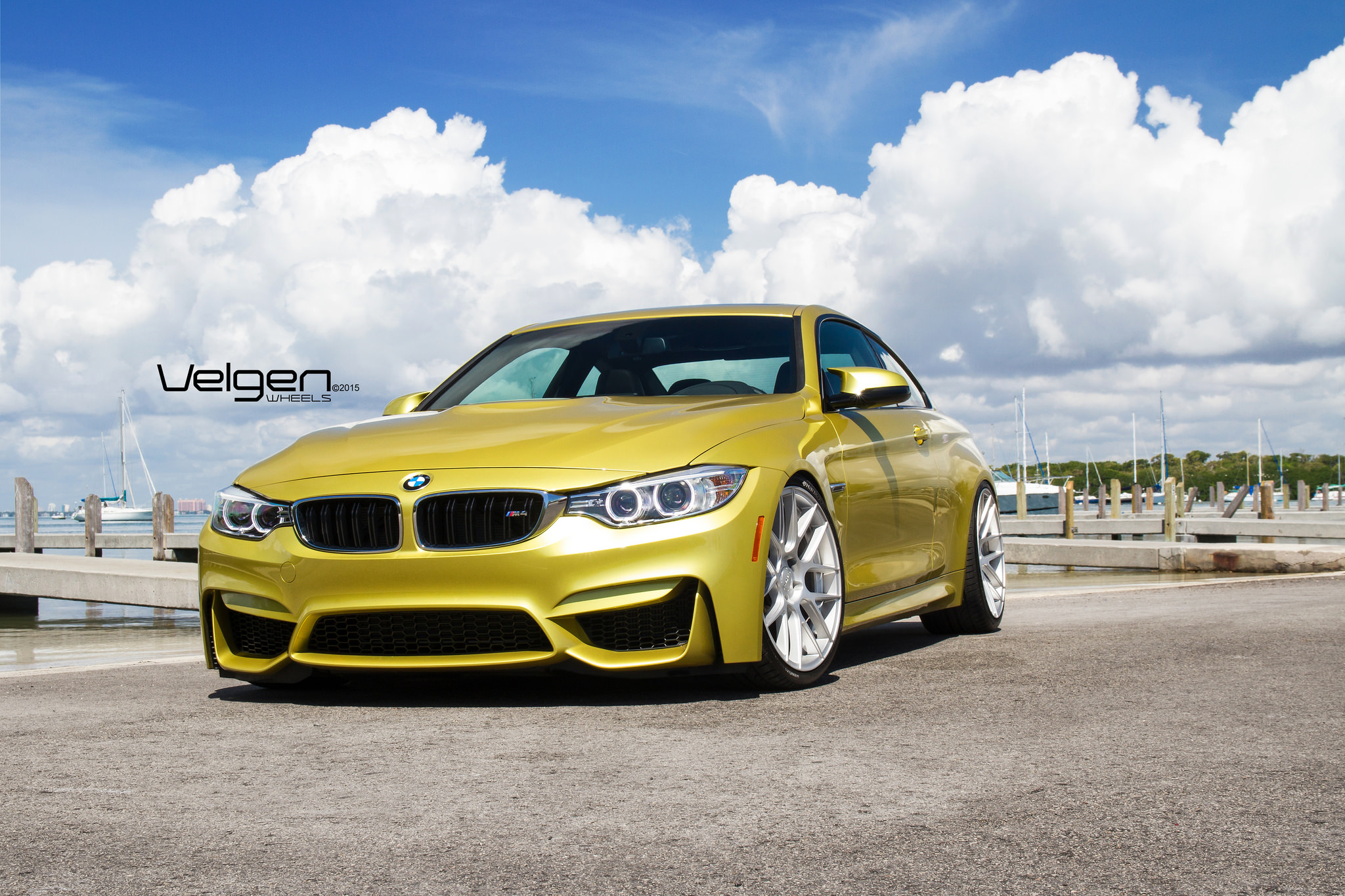 2015 BMW M4 photo