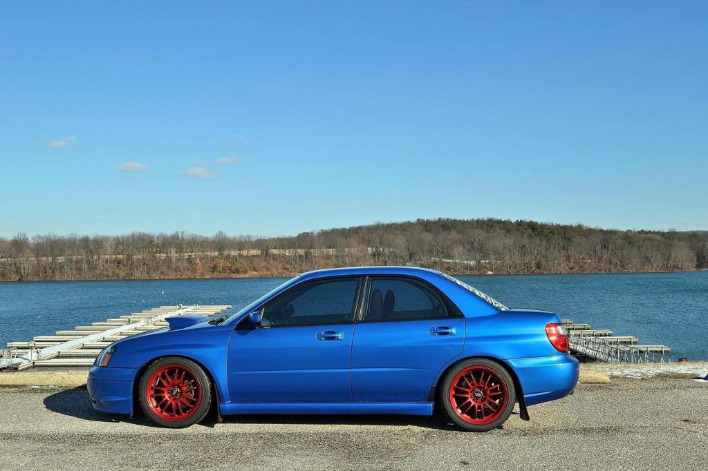 2004 Subaru Impreza photo