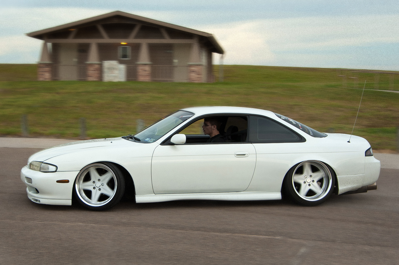 1995 Nissan S14 photo