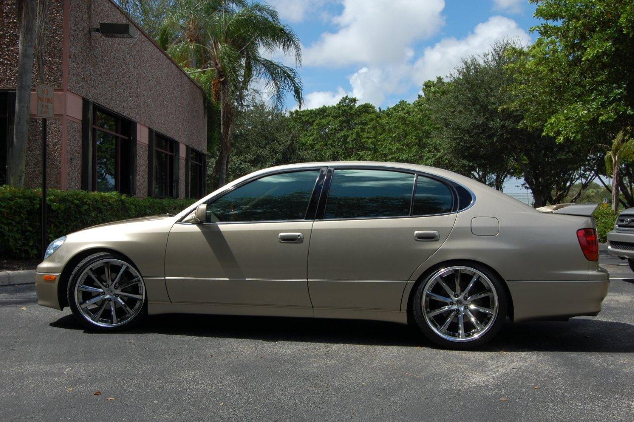 2001 Lexus GS 300 photo