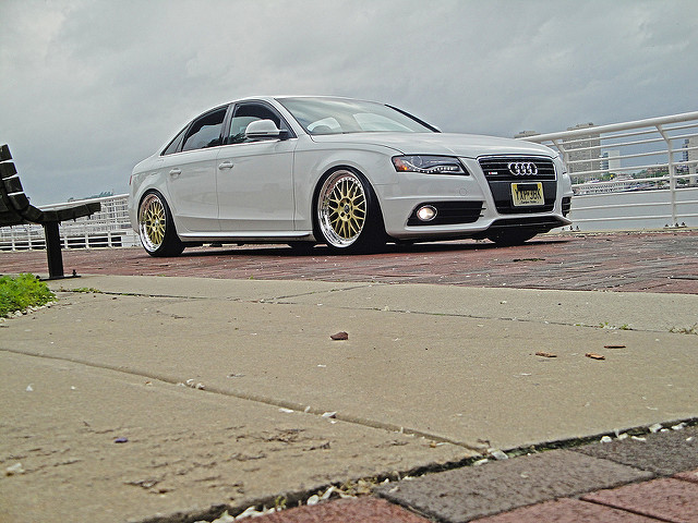 2009 Audi A4 photo