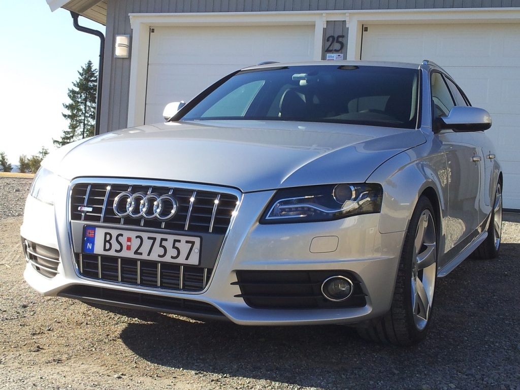 2011 Audi A4 photo