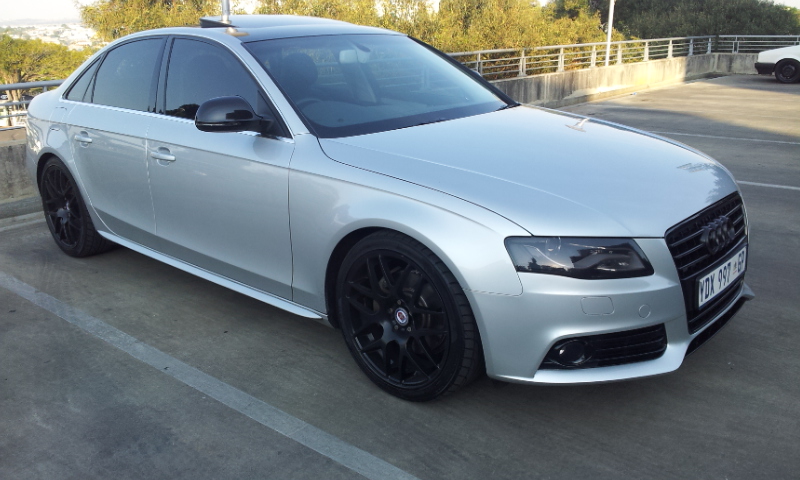 2010 Audi A4 photo