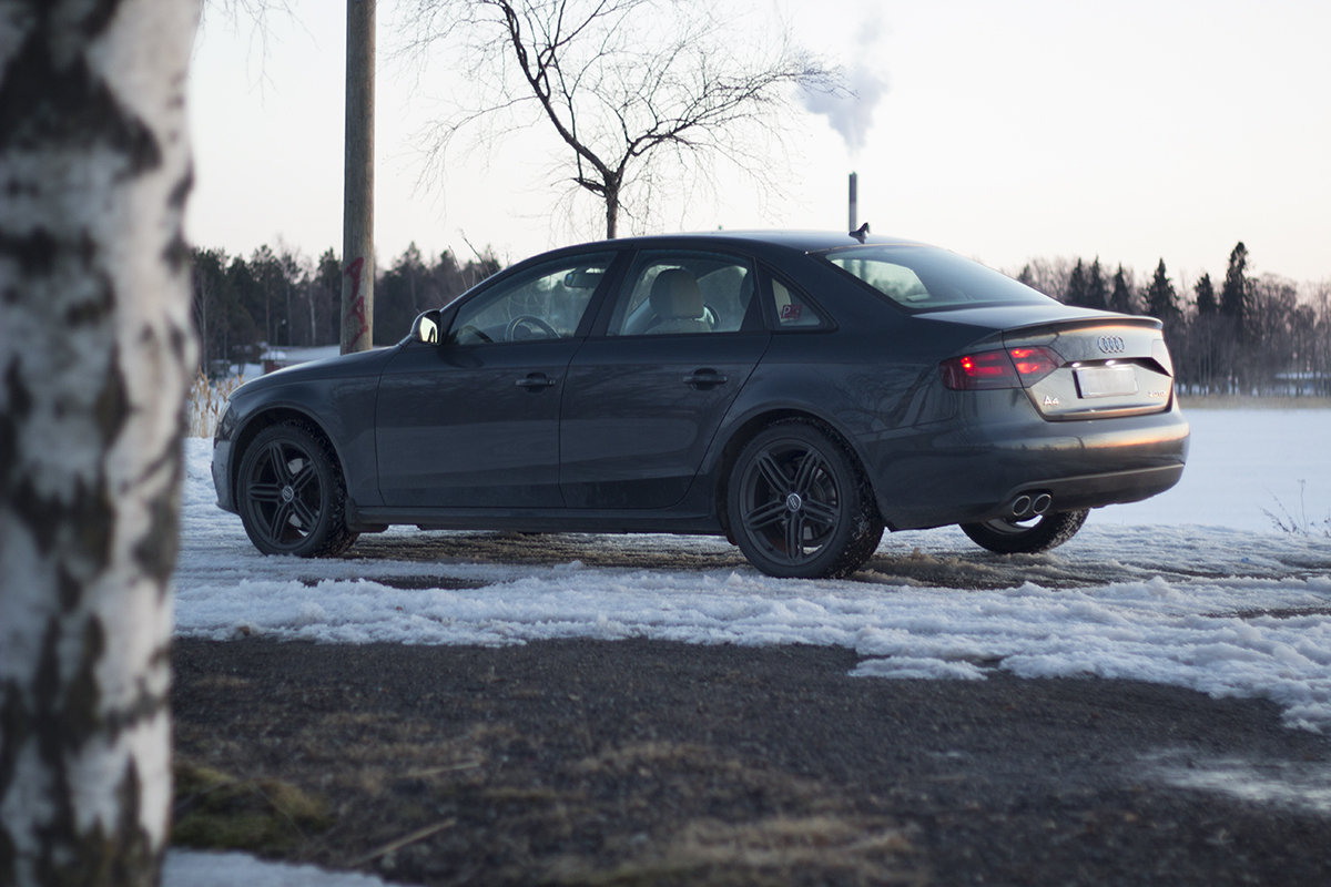 2011 Audi A4 photo