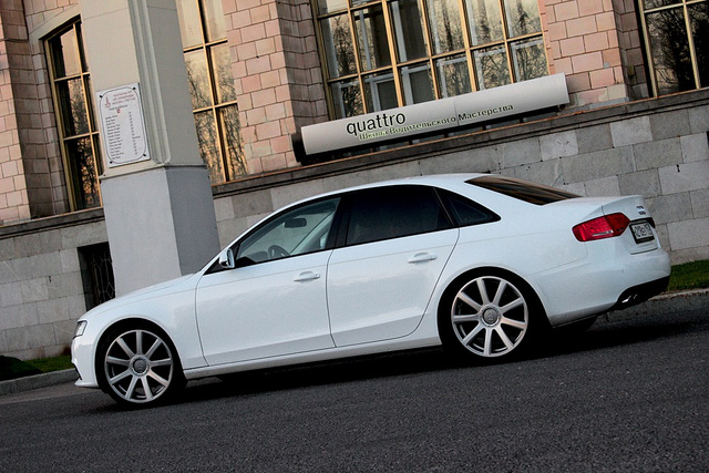 2012 Audi A4 photo