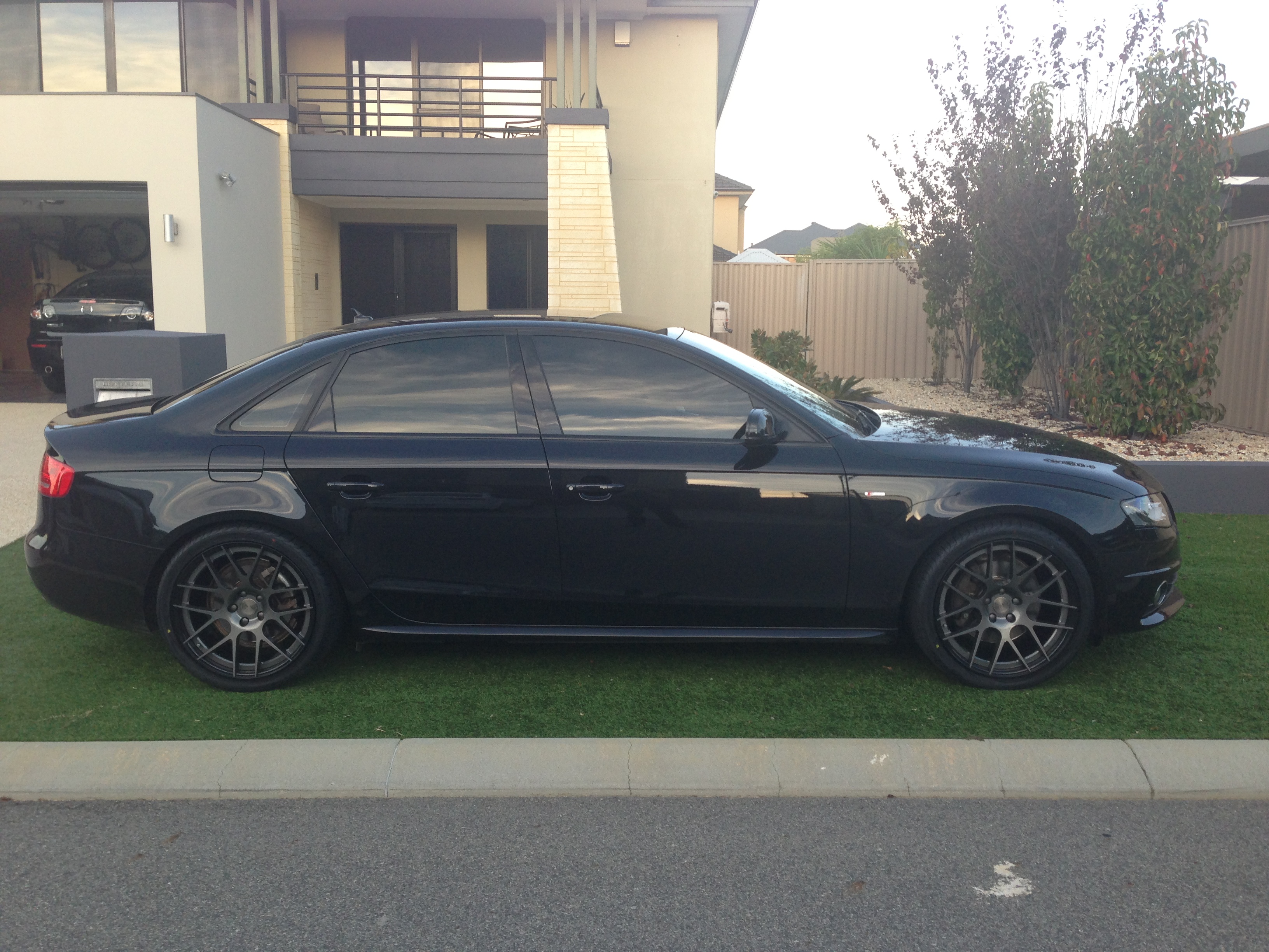 2009 Audi A4 photo