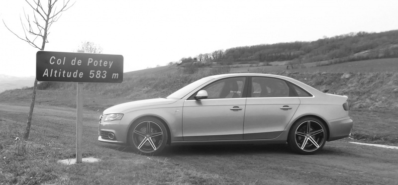 2011 Audi A4 photo