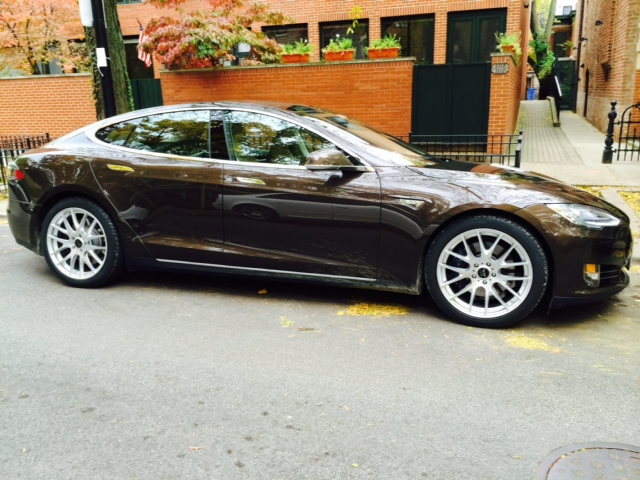 2014 Tesla Model S photo