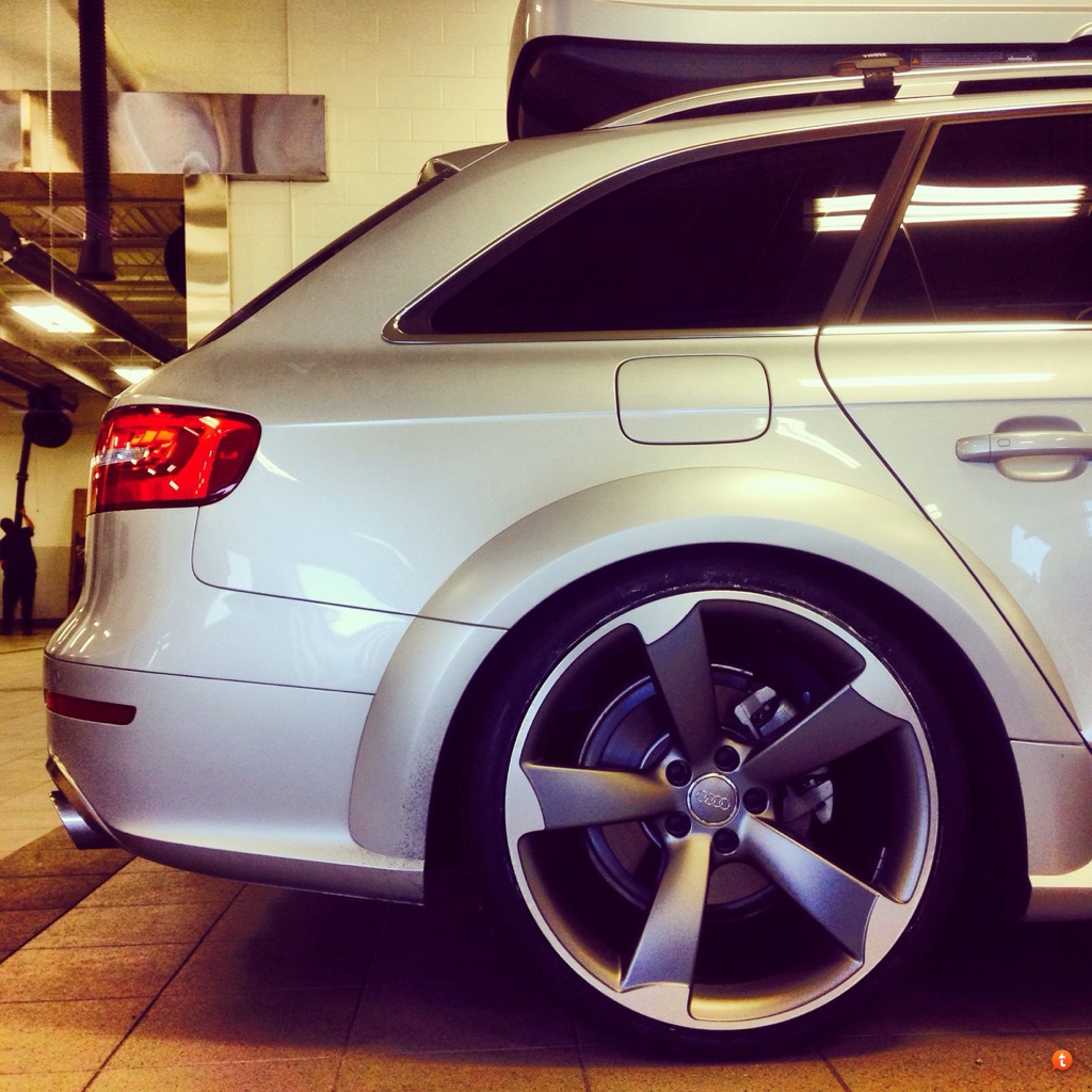2013 Audi A4 photo