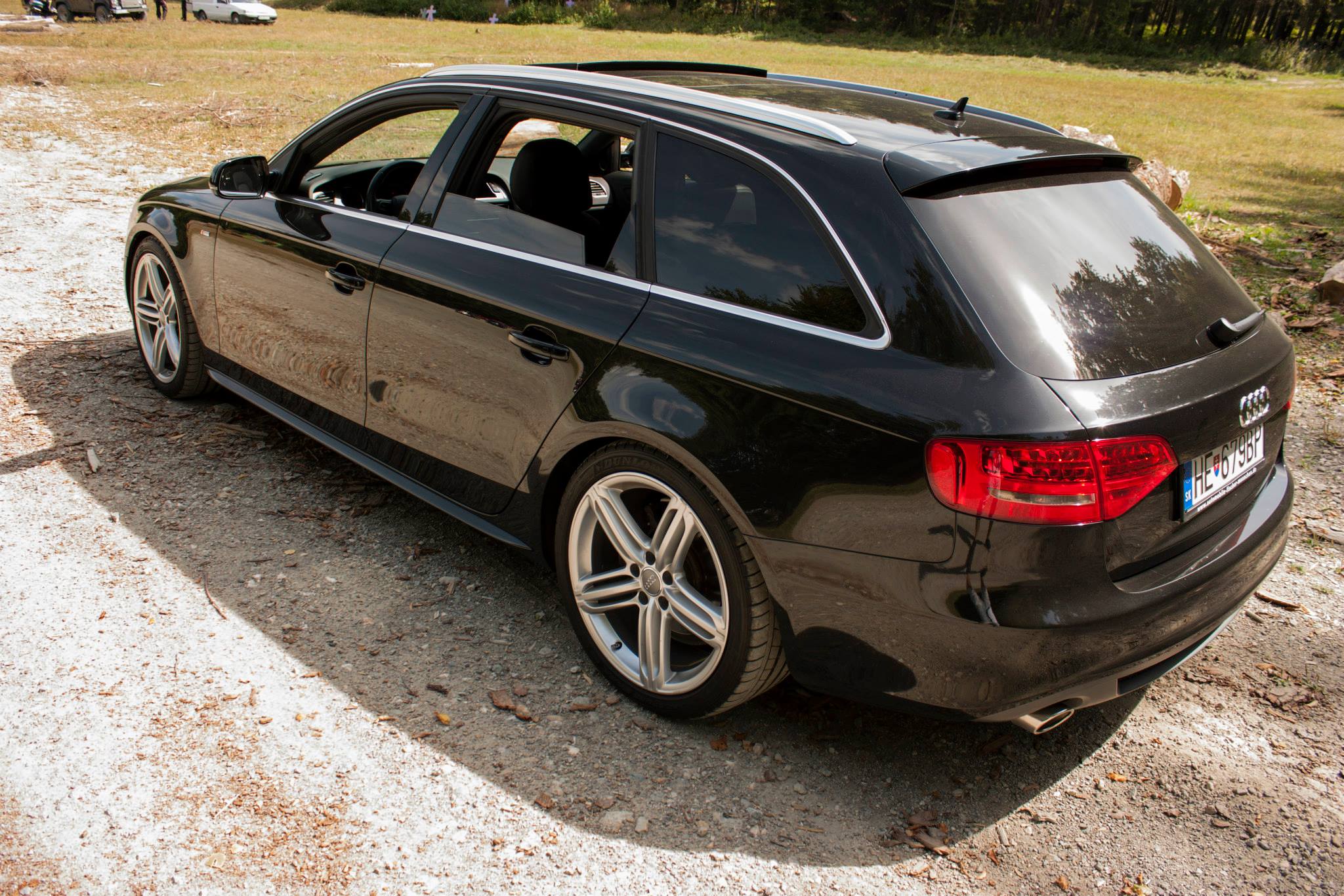 2010 Audi A4 photo