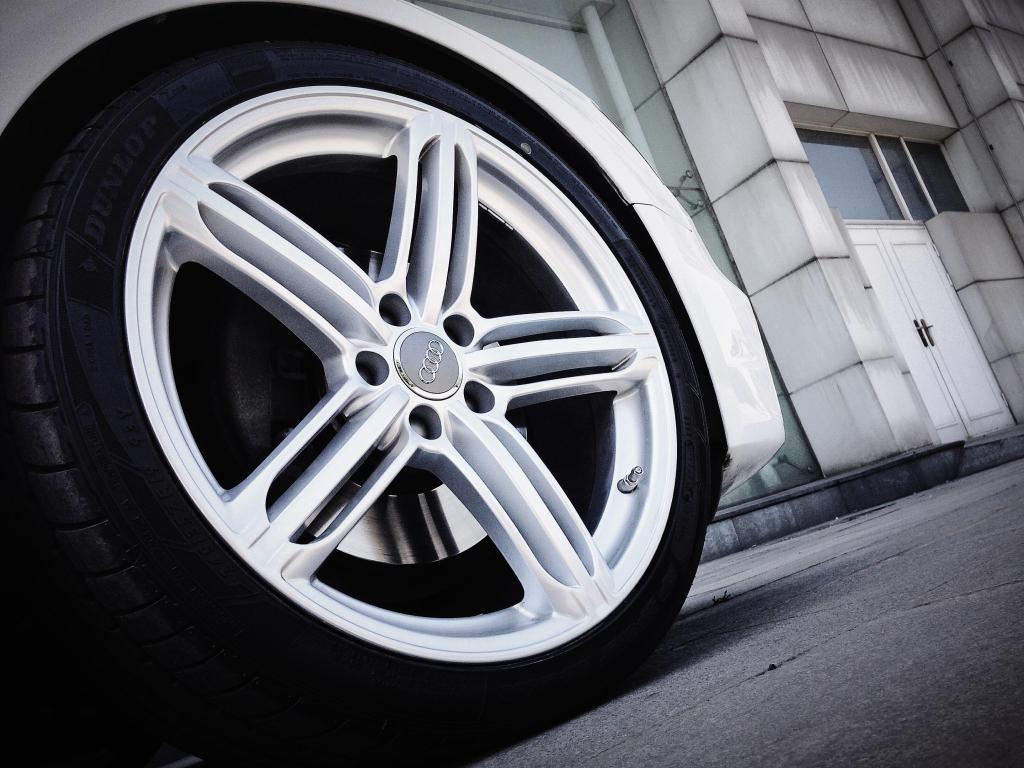 2014 Audi S4 photo