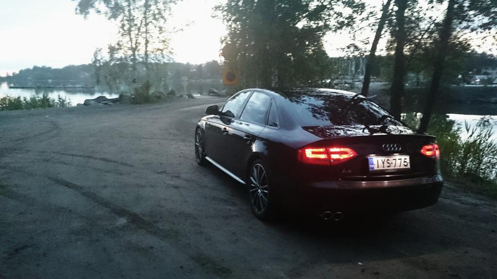 2011 Audi A4 photo
