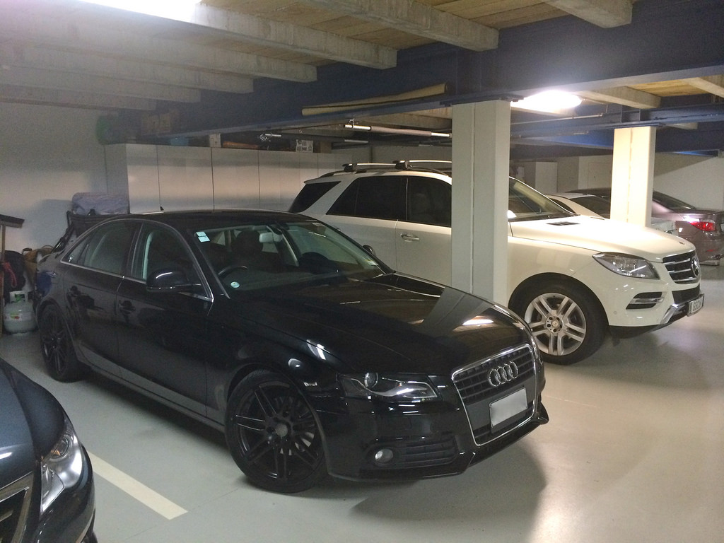 2010 Audi A4 photo