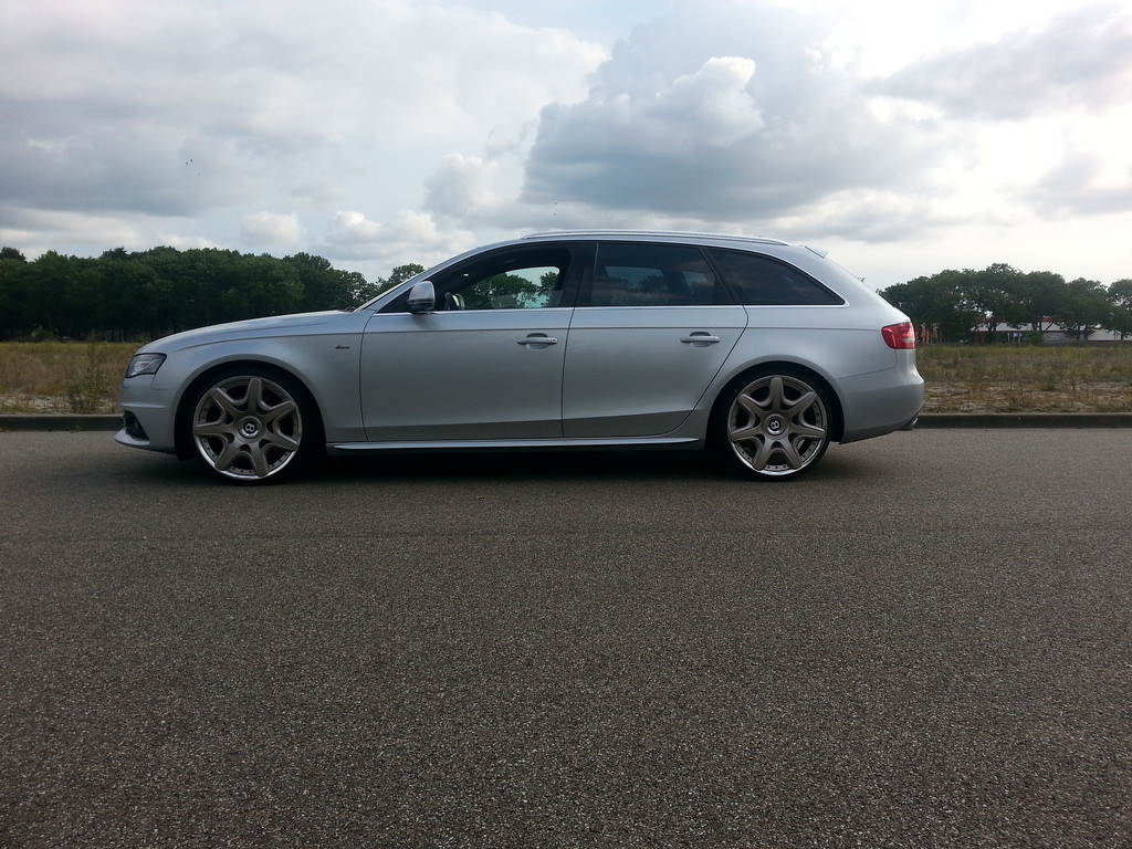 2011 Audi A4 photo