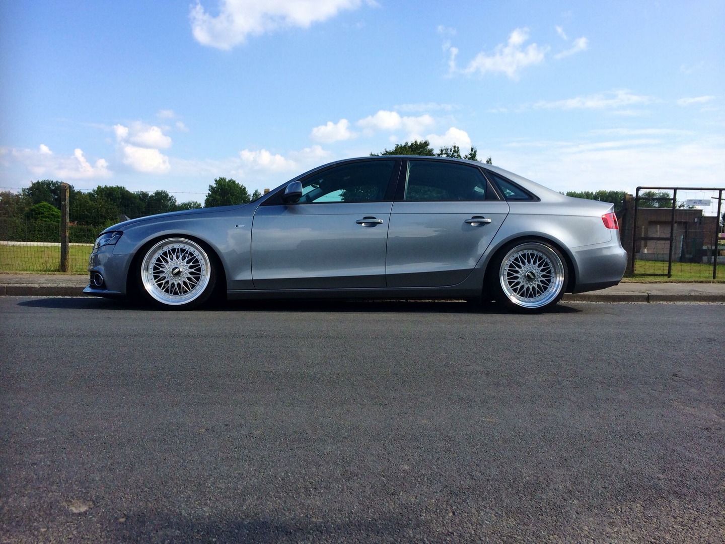 2011 Audi A4 photo