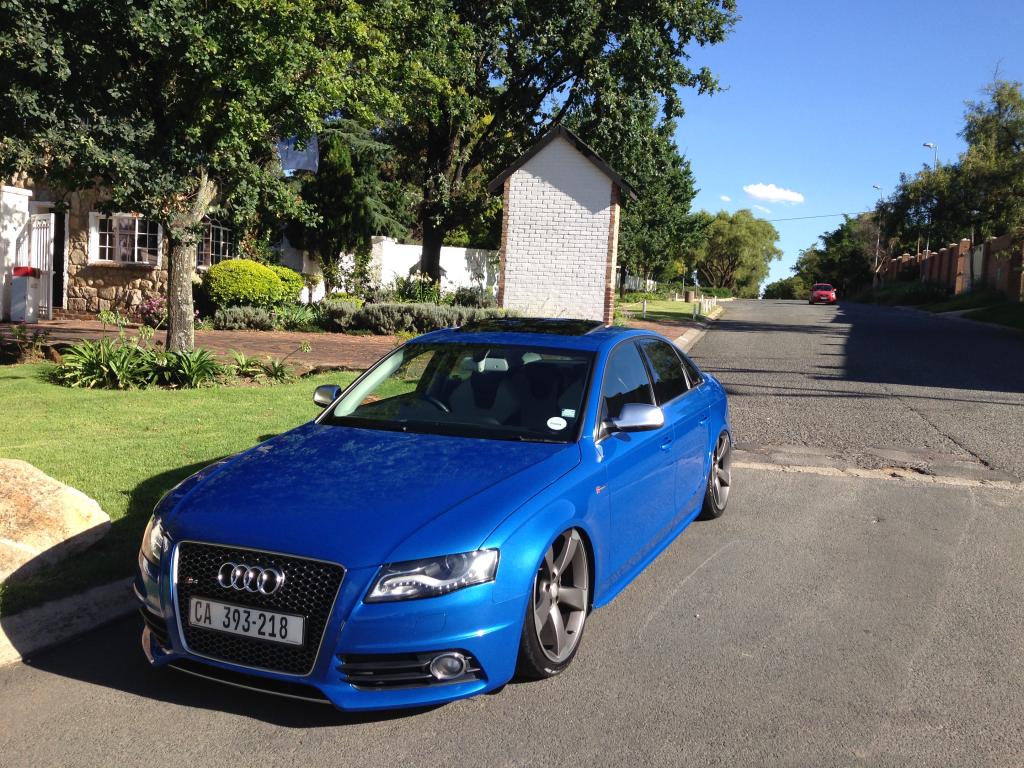 2010 Audi S4 photo
