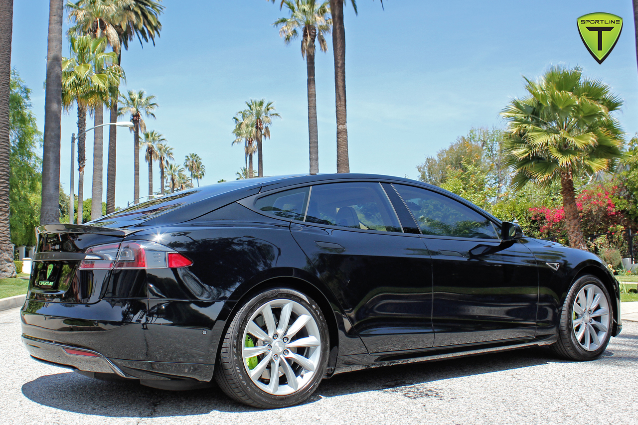 2013 Tesla Model S photo