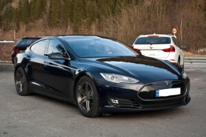 2014 Tesla Model S