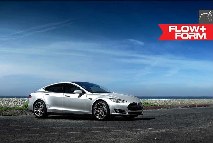 2014 Tesla Model S photo