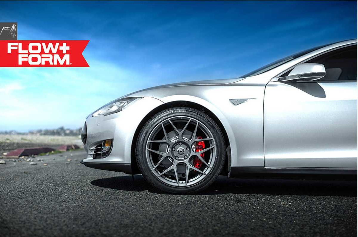 2014 Tesla Model S photo