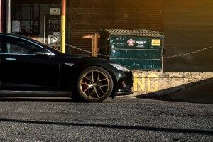 2014 Tesla Model S