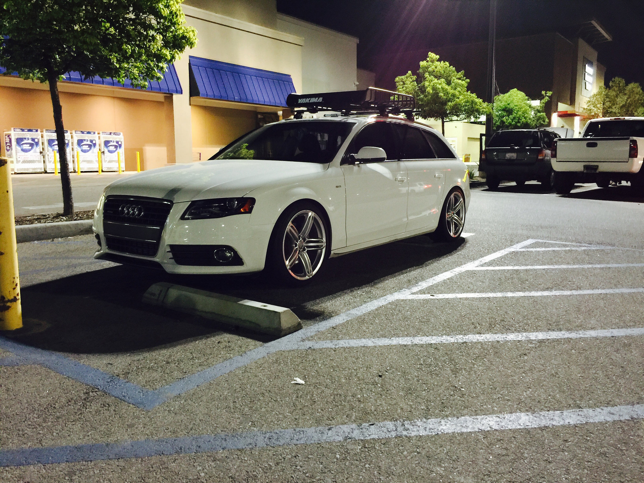 2011 Audi A4 photo