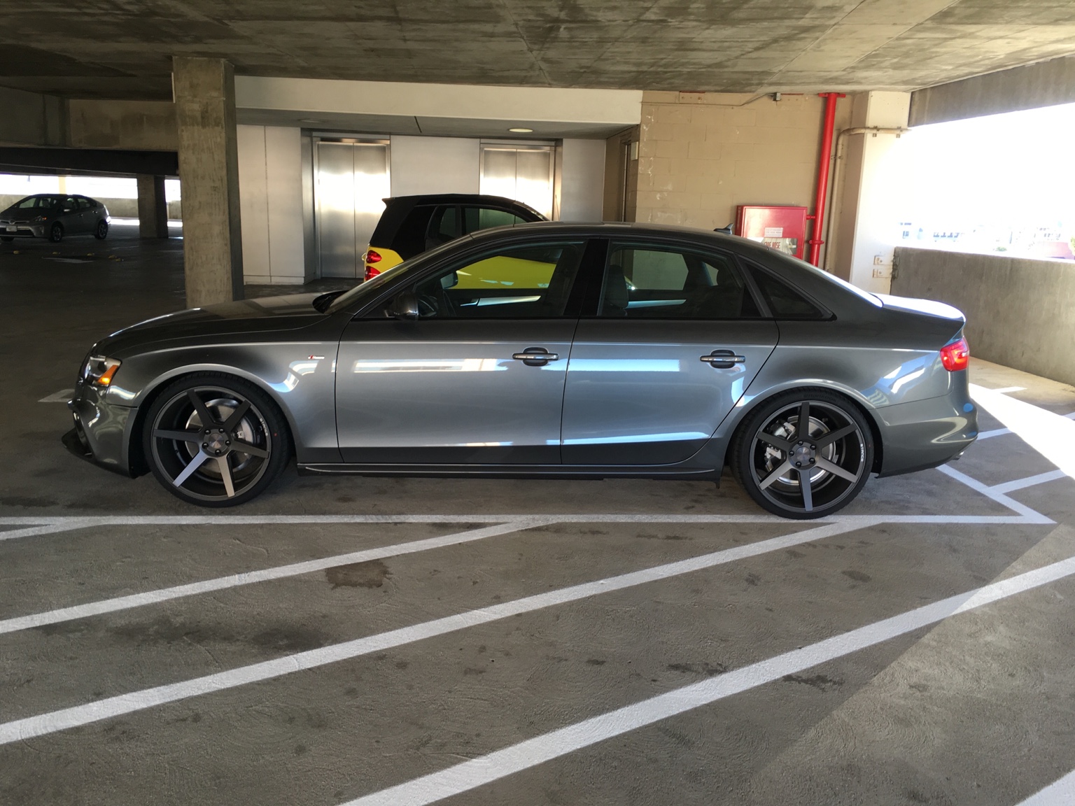 2015 Audi A4 photo