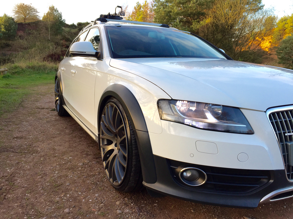 2010 Audi A4 photo