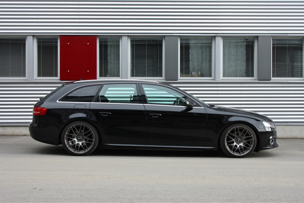 2009 Audi A4 photo