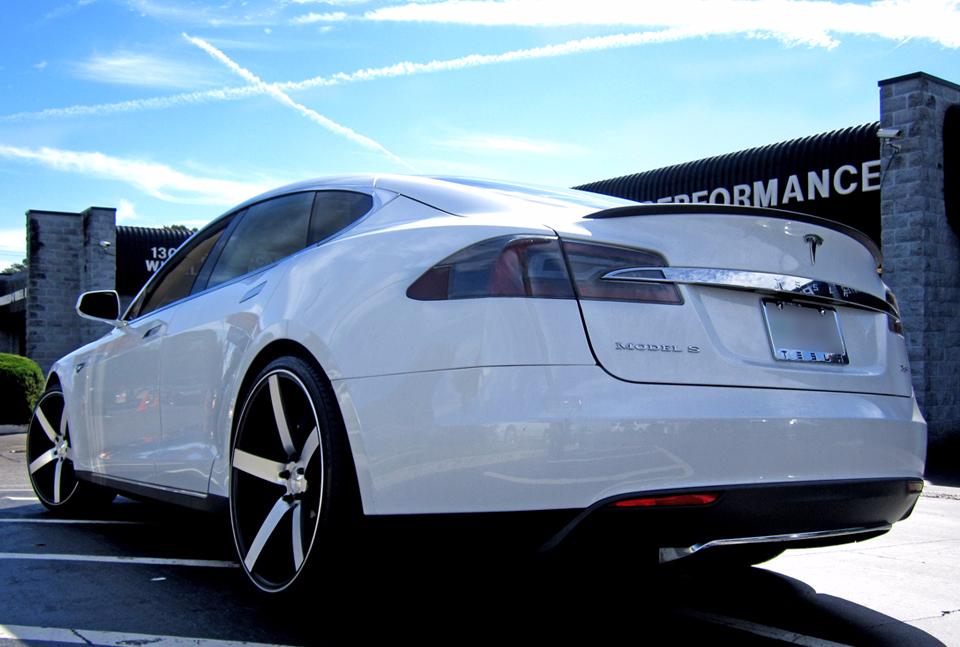 2014 Tesla Model S photo