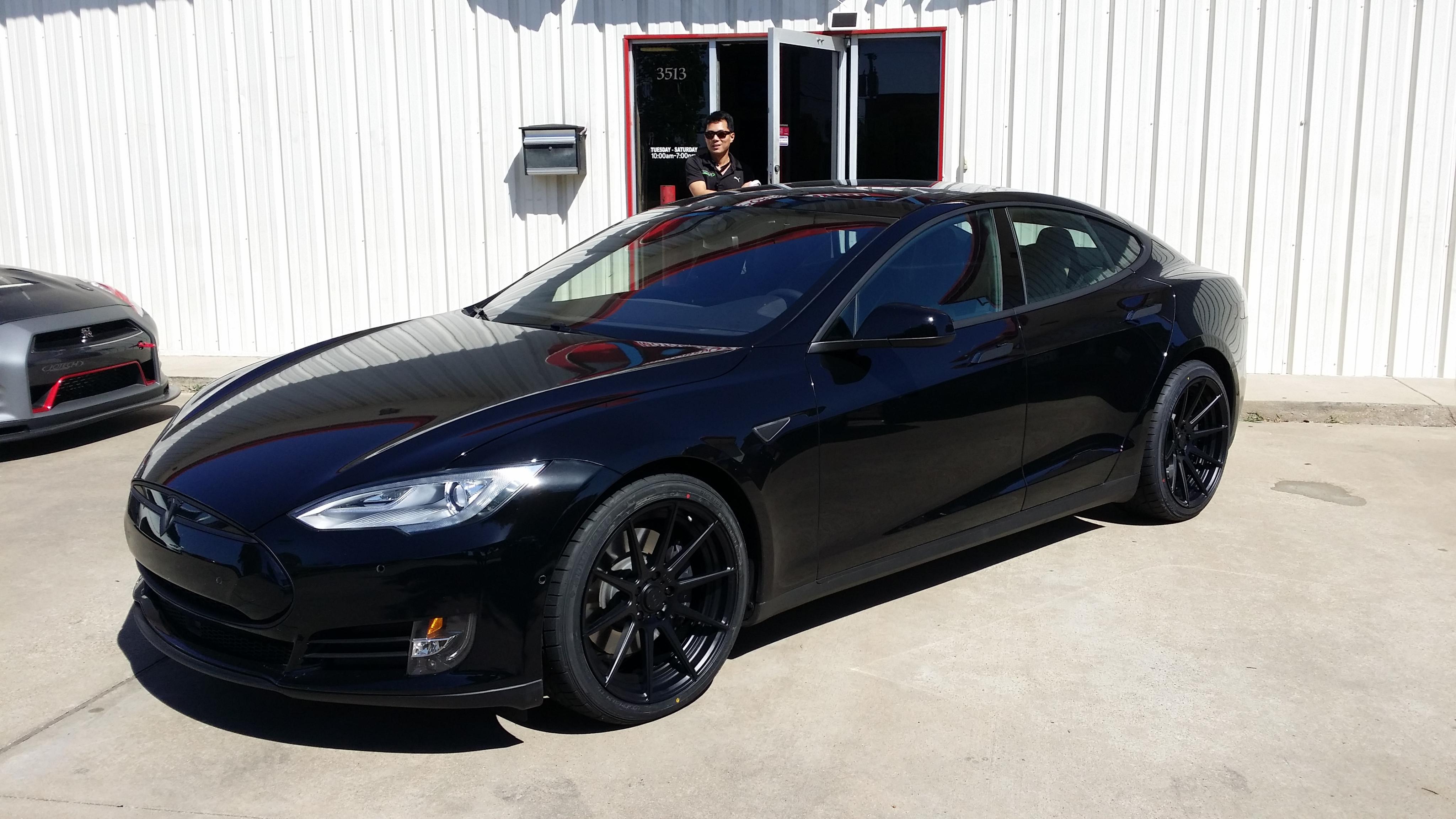 2013 Tesla Model S photo