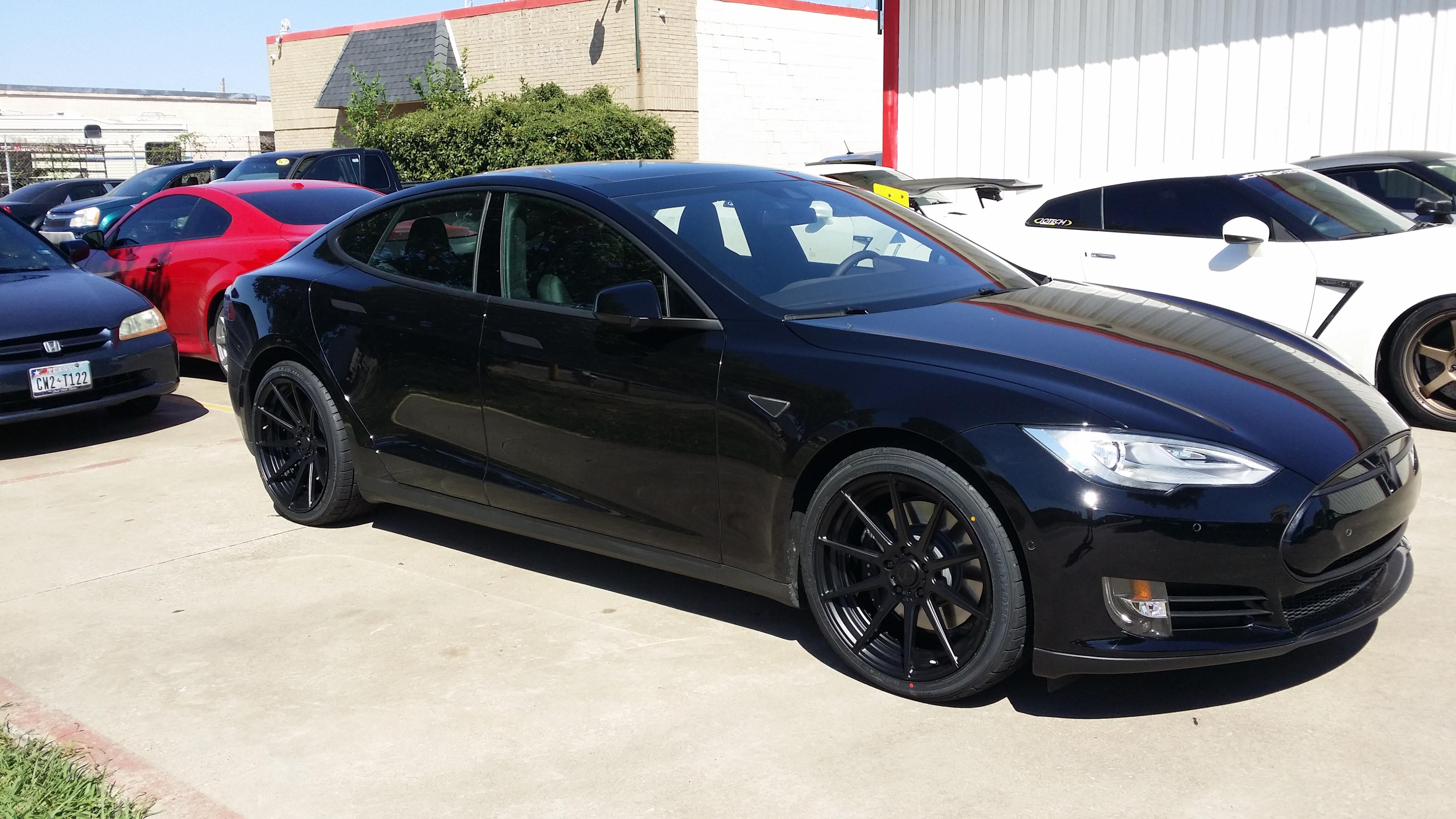2013 Tesla Model S photo