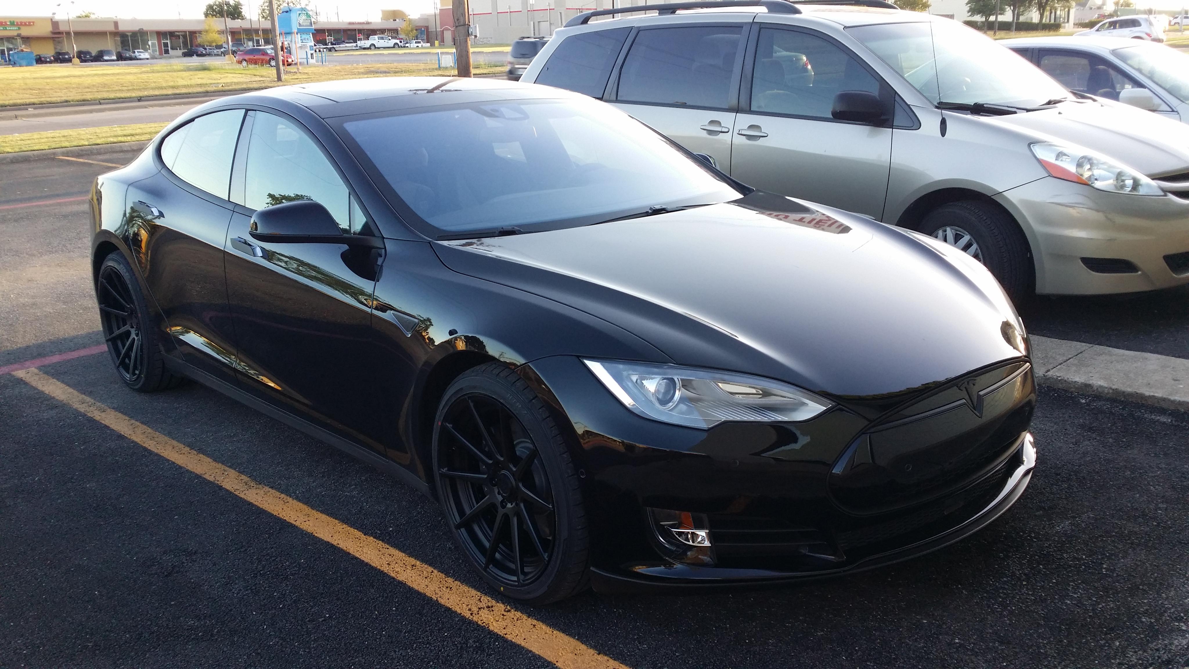 2013 Tesla Model S photo