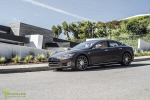 2014 Tesla Model S