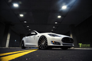 2014 Tesla Model S