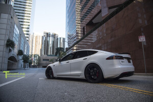 2015 Tesla Model S