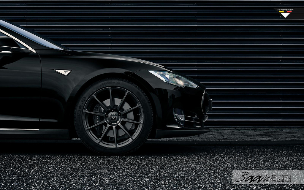 2014 Tesla Model S photo