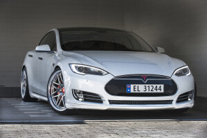 2015 Tesla Model S