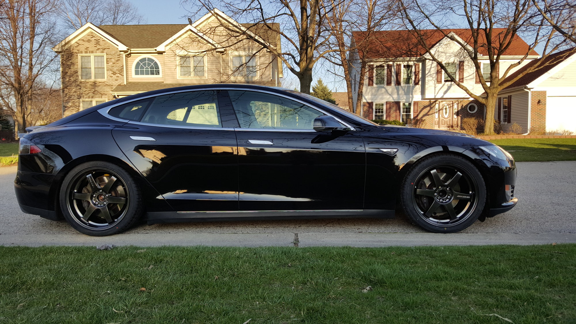 2015 Tesla Model S photo