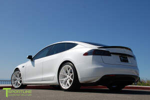 2015 Tesla Model S
