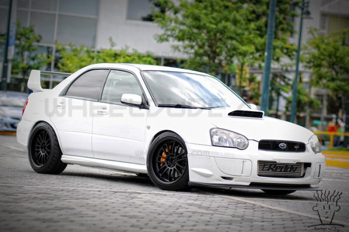2004 Subaru Impreza photo