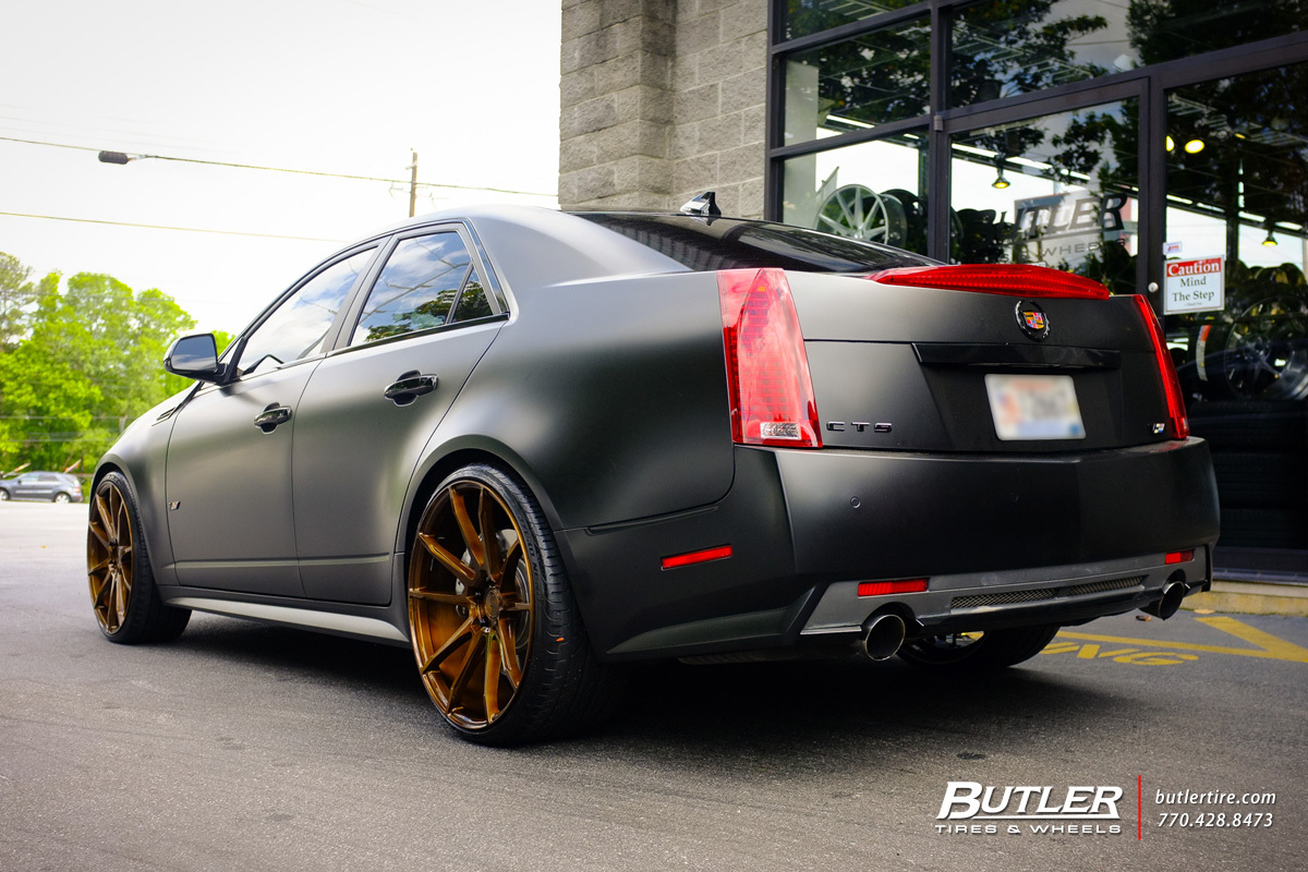 2013 Cadillac CTS-V photo